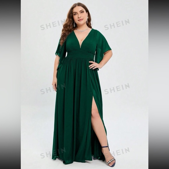 Formal Emerald Green Dress - Picture 1 of 3